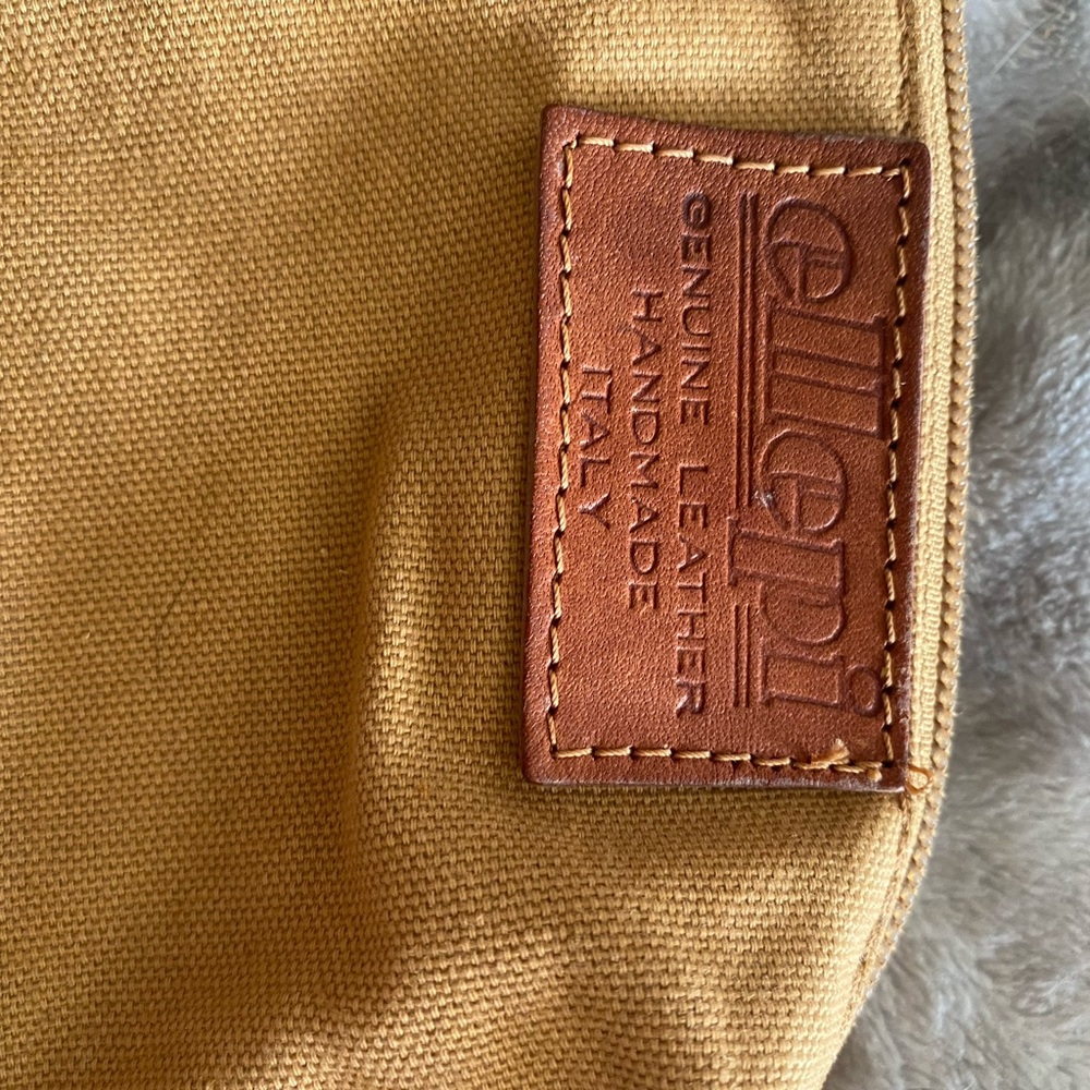Handbag - Picture 6 of 7